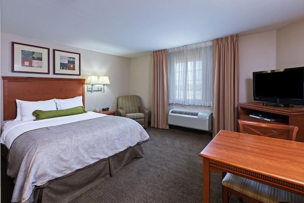 Candlewood Suites Owasso by IHG photo 6