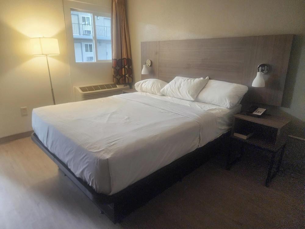 Extended Stay Hotel, Sterling photo 8