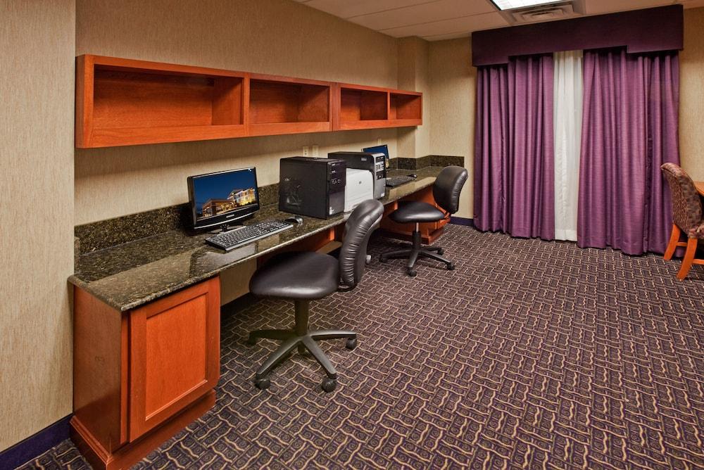 Holiday Inn Express Ada by IHG photo 8
