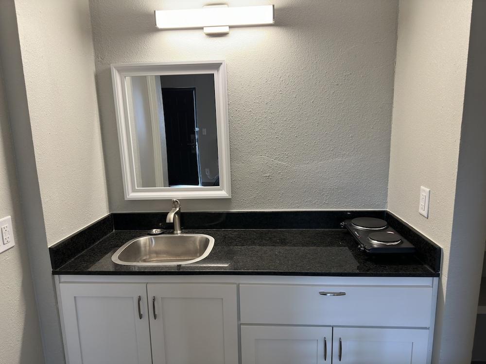 LTA Suites Brookside photo 12