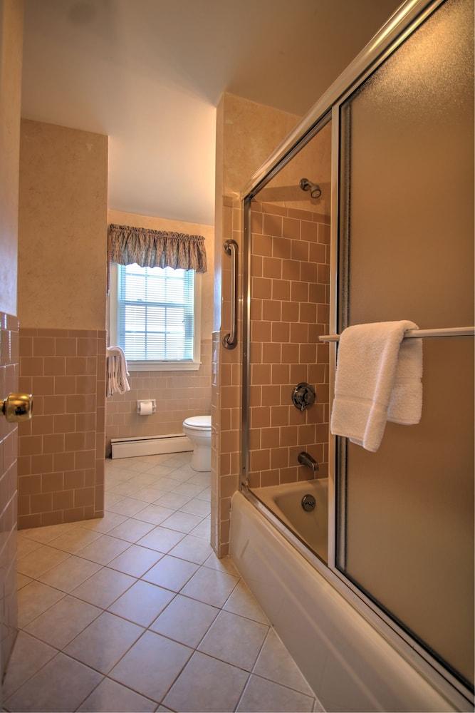 Colonial Acres Resort photo 29