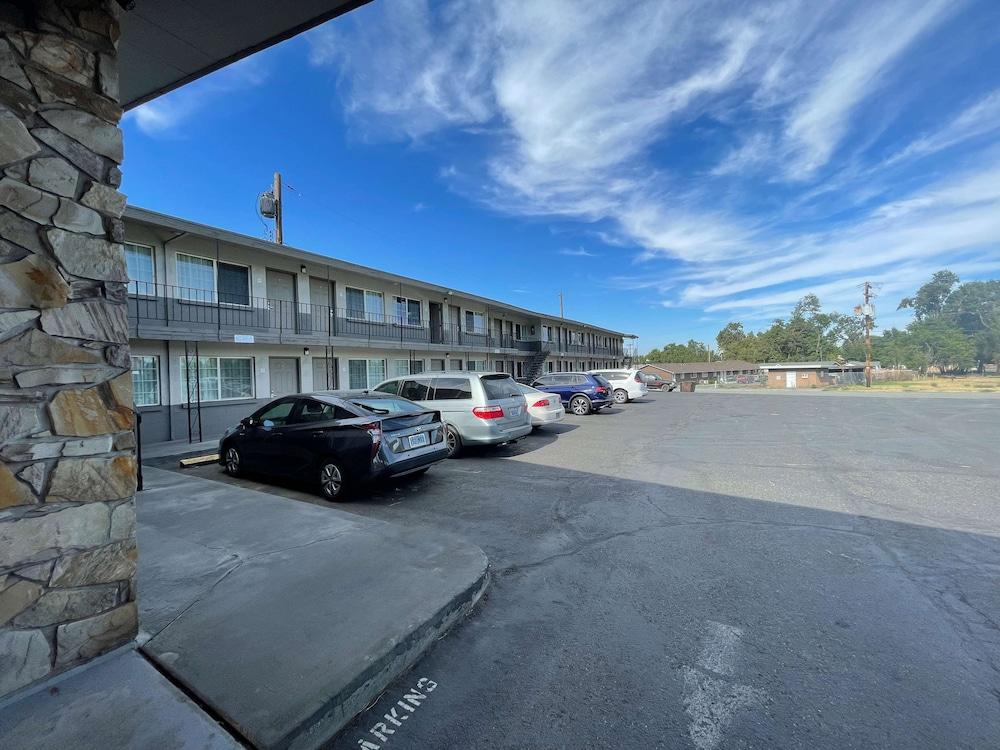 Motel 6 Hermison, OR - Umatila — hotel in Hermiston