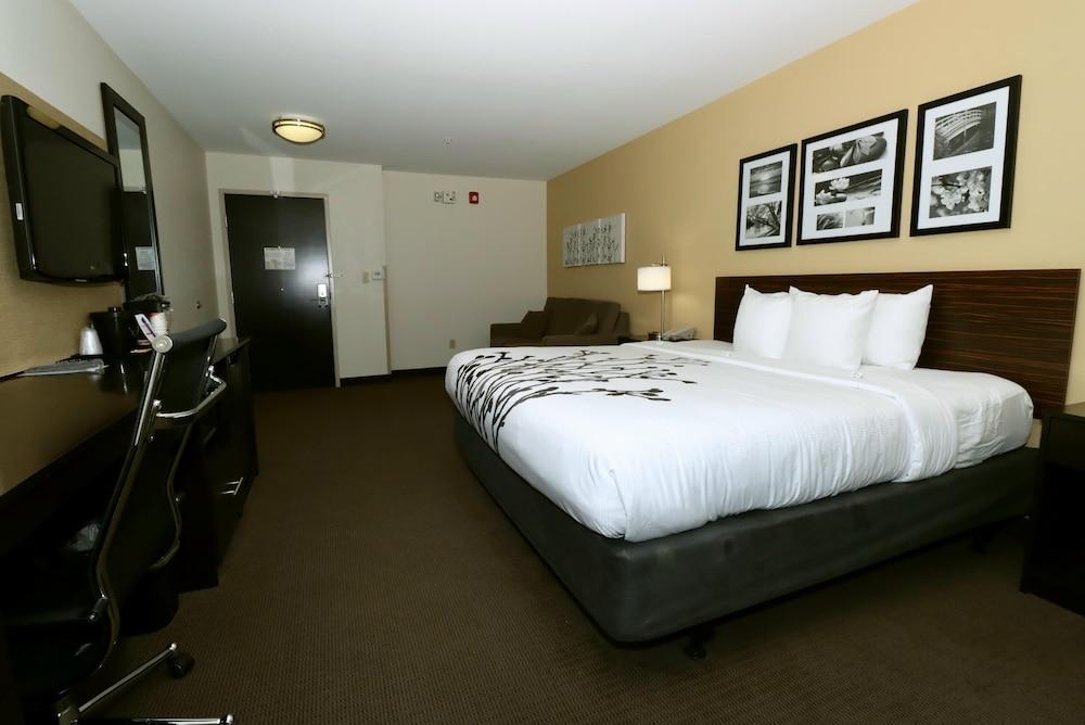 Sleep Inn & Suites Moundsville - Wheeling photo 20
