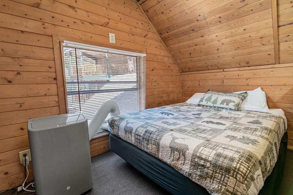 Big Bear Lakefront Lodge photo 29