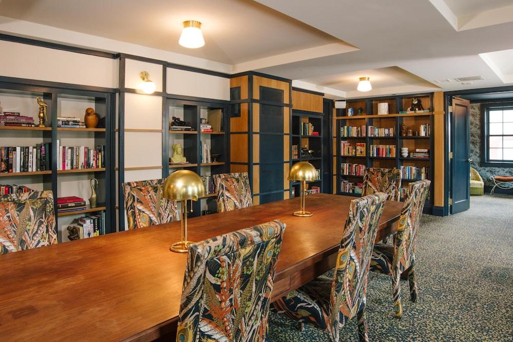 Hotel Clermont photo 45