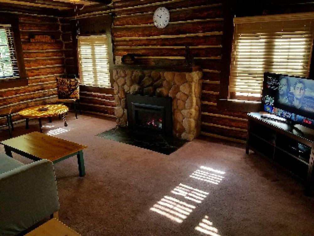 Black Forest Lodge photo 28