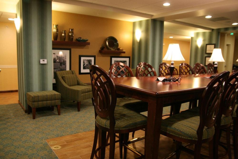 Hampton Inn Brentwood photo 10