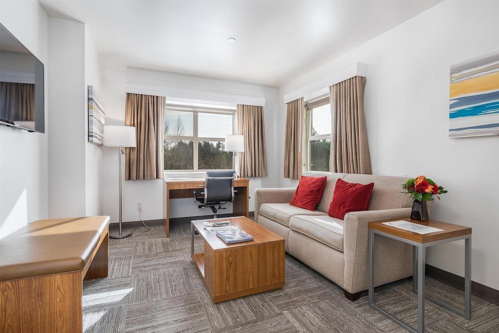 Marshall Suites Bainbridge Island, SureStay Collection by BW photo 13