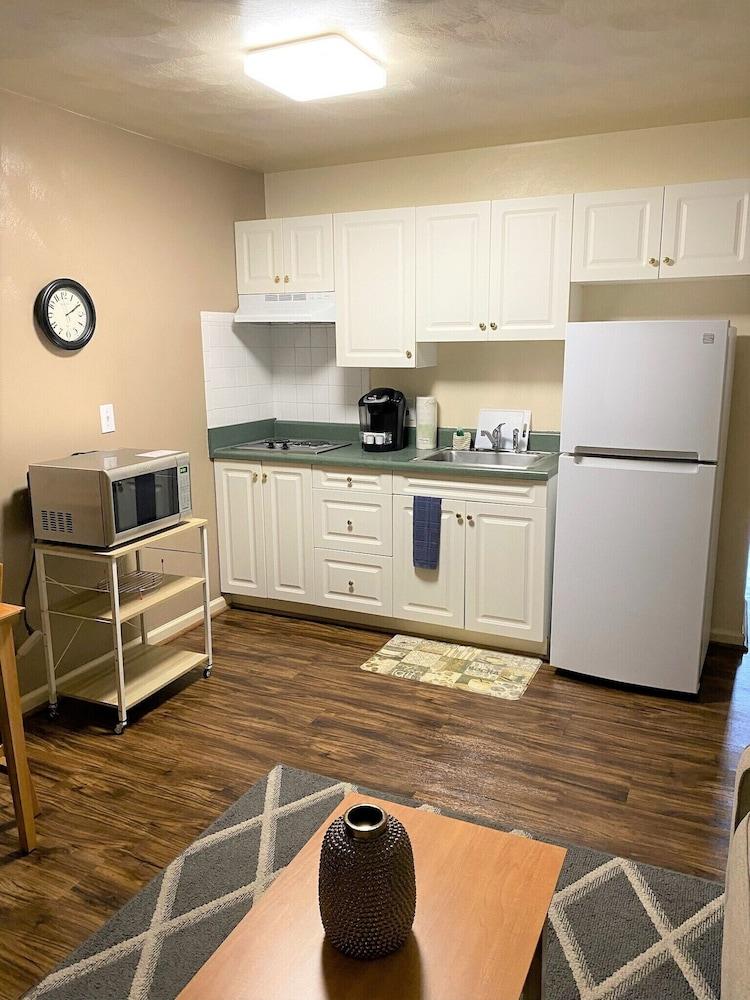 Affordable Corporate Suites of Salem photo 27