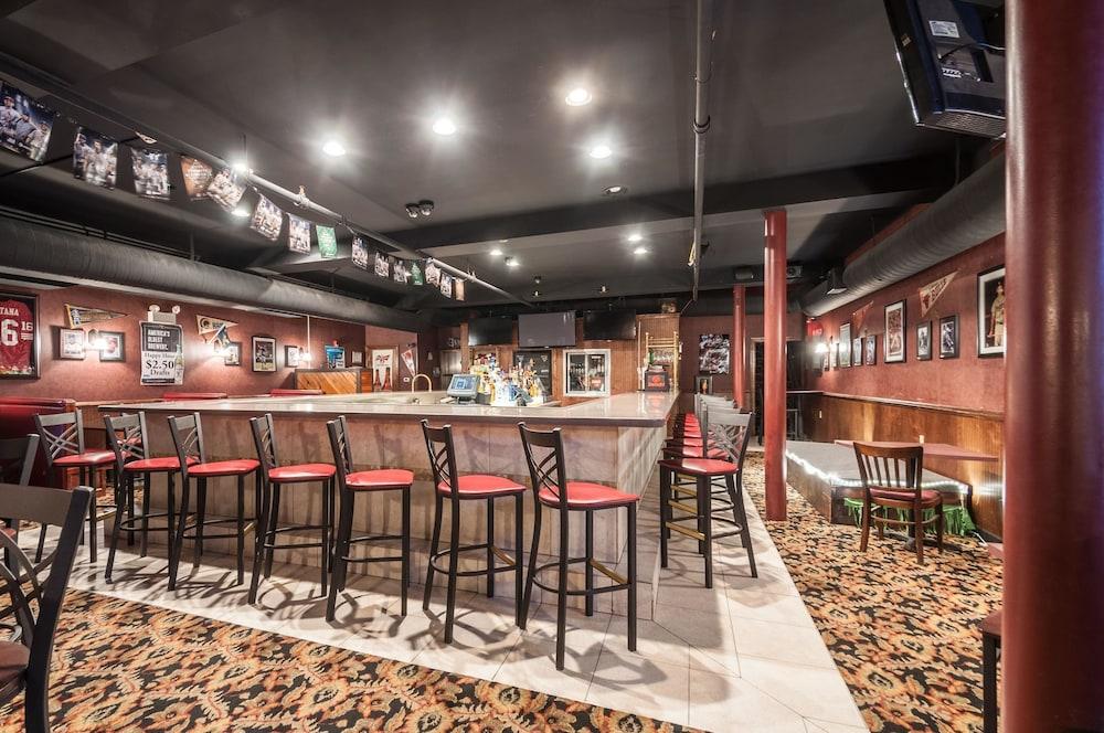 Rodeway Inn & Suites Charles Town photo 17
