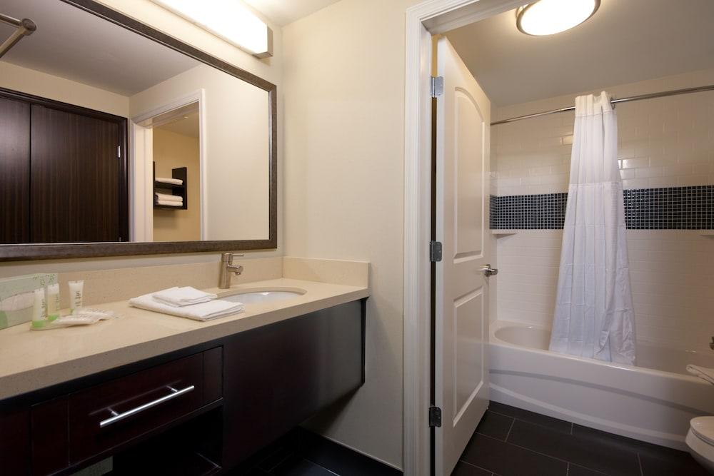 Staybridge Suites Buffalo-Amherst by IHG photo 24