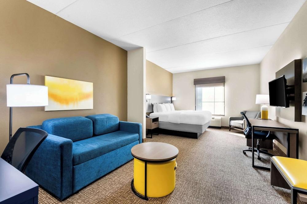 Comfort Inn Harriman photo 40