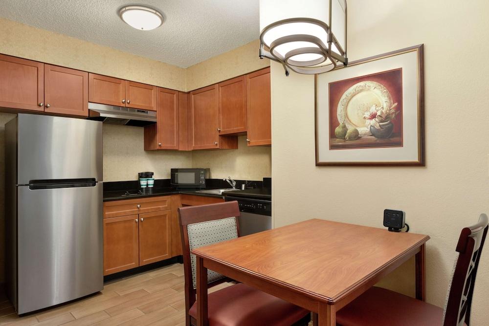 Homewood Suites Dallas/Park Central photo 18