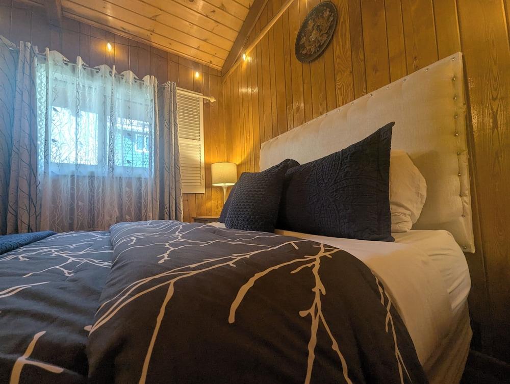Feather Nest Inn photo 81