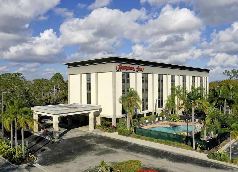 Hampton Inn Sarasota - I-75 Bee Ridge photo 1
