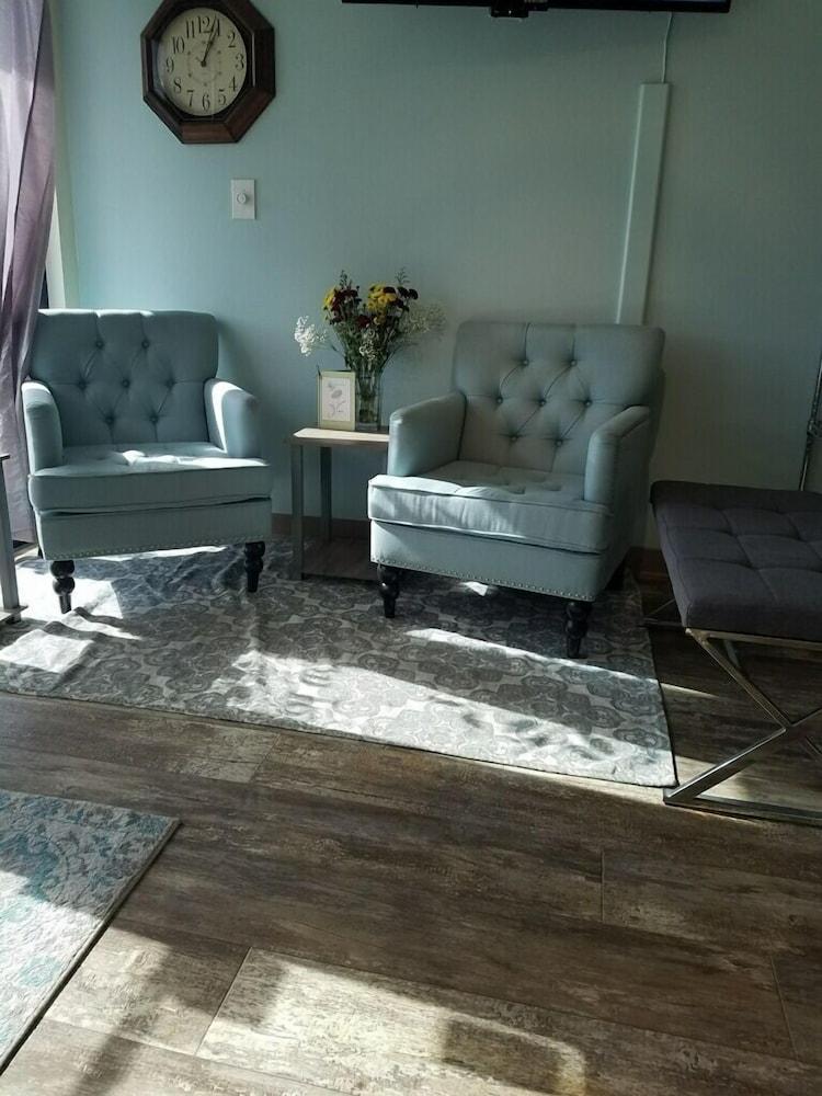 Yerington Inn photo 15