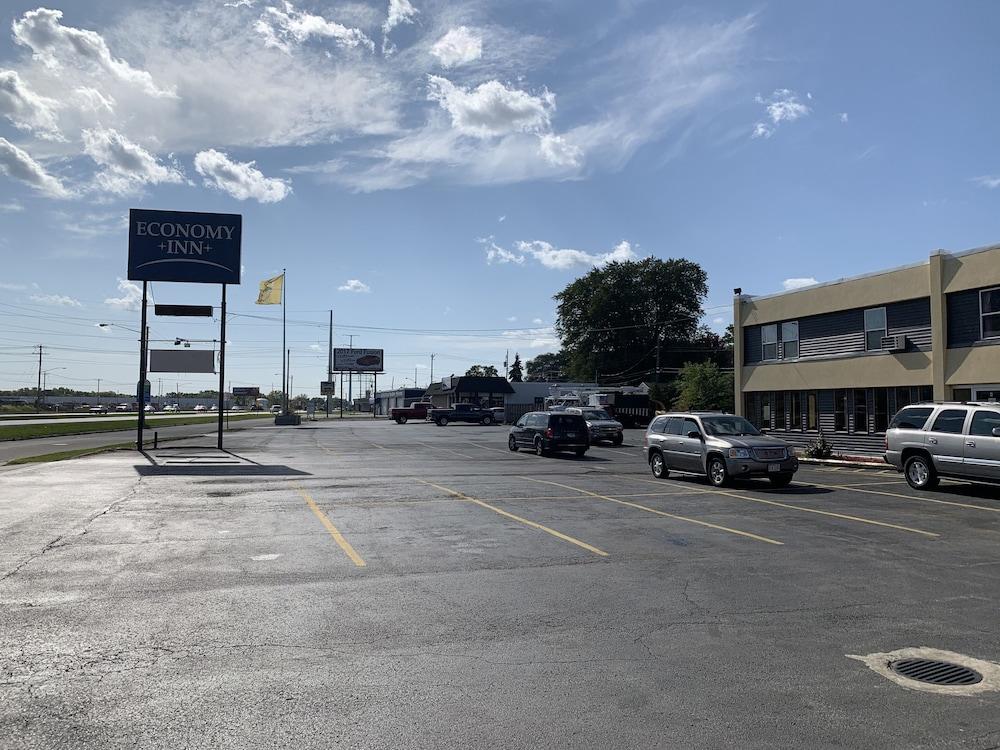 Economy Inn photo 23