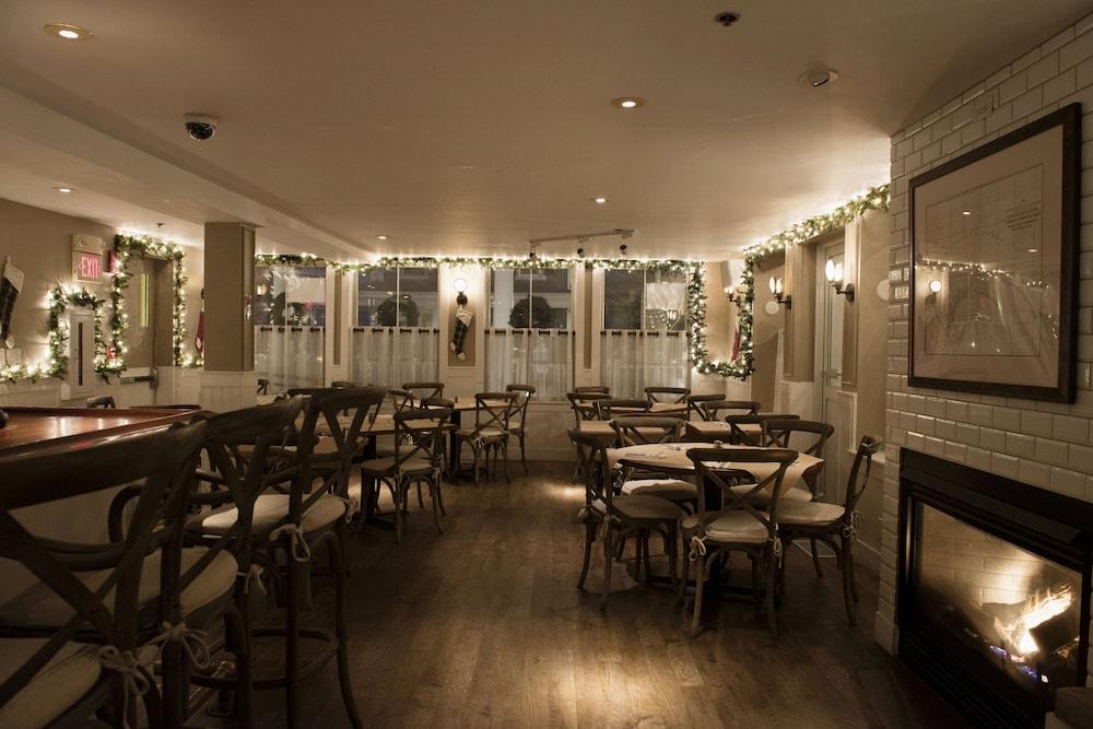 The Crown and Anchor Inn photo 5