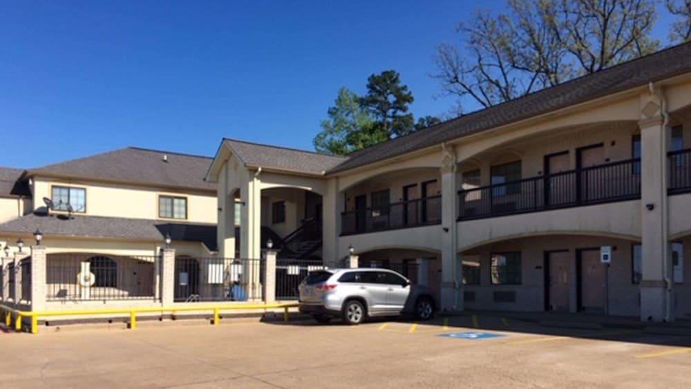 Motel 6 Tyler, TX photo 31