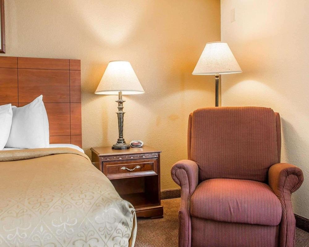 Quality Inn & Suites Middletown - Franklin photo 54