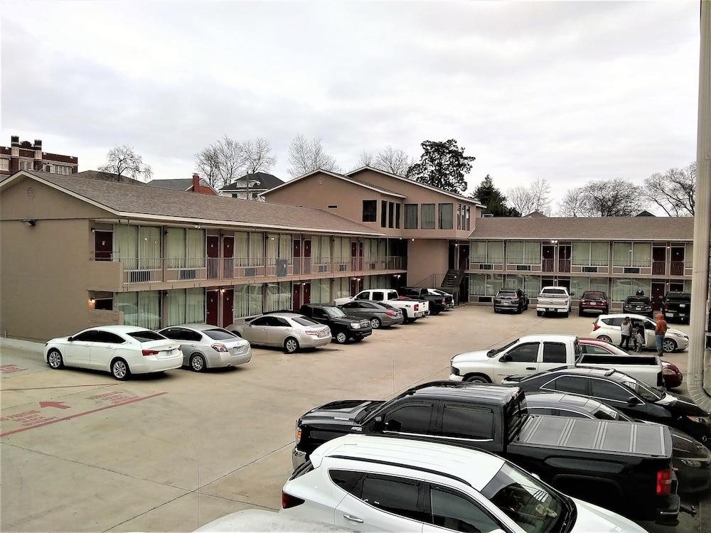 All Seasons Lodge photo 29