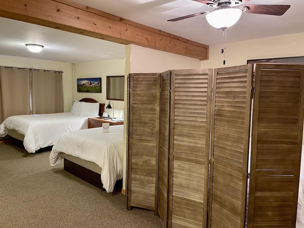 Whitetail Creek Resort photo 42