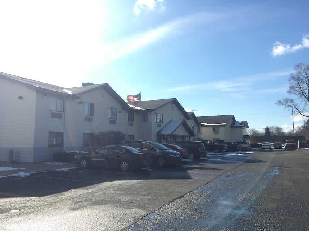 Coldwater Motel — hotel in Coldwater