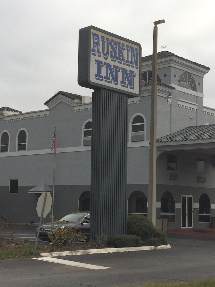 Ruskin Inn Hotel photo 39