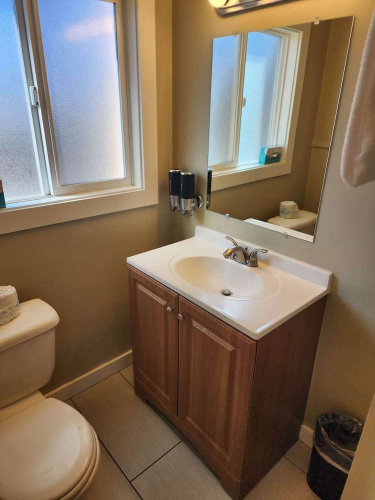 Studio 9 Fort Bragg, LLC. photo 63