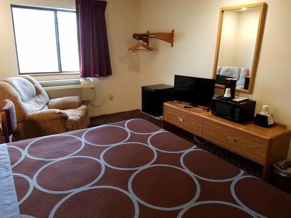 Auburn Inn photo 6