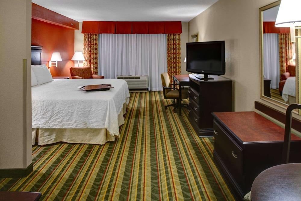 Hampton Inn Richmond-Southwest-Hull Street photo 11