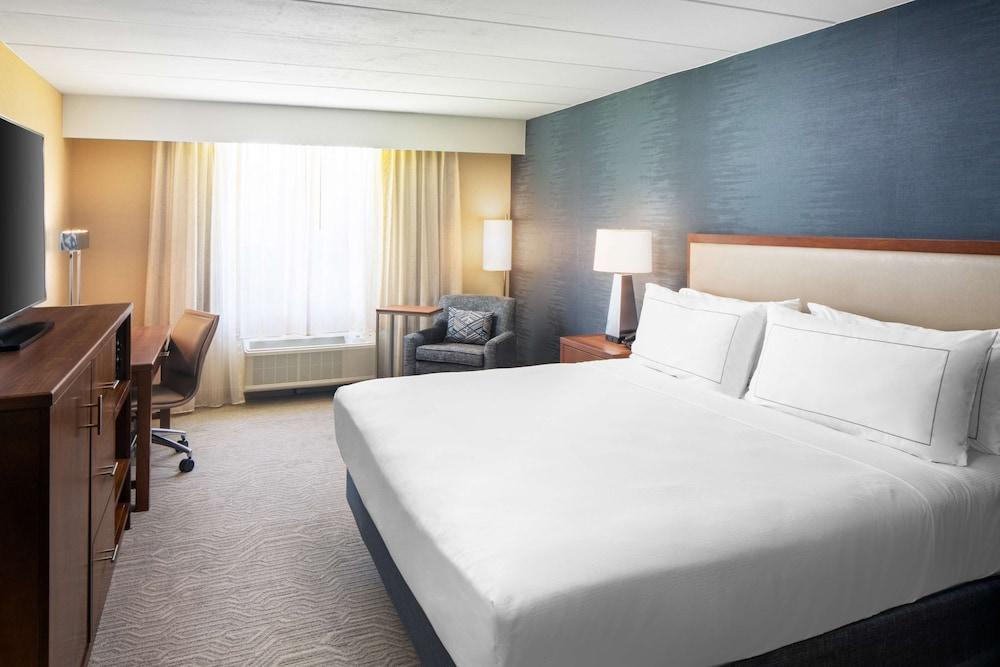 DoubleTree by Hilton Ann Arbor North photo 5