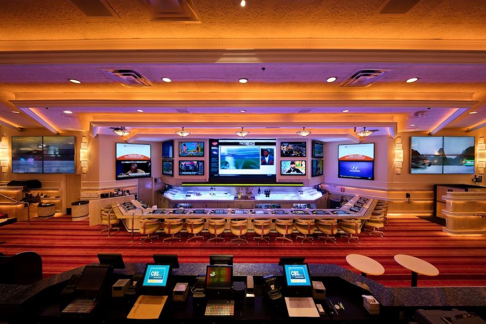 Western Village Inn & Casino by Peppermill Resorts photo 12