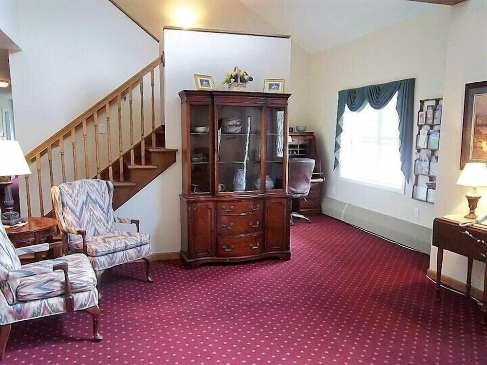 The Inn At Houghton Creek photo 3