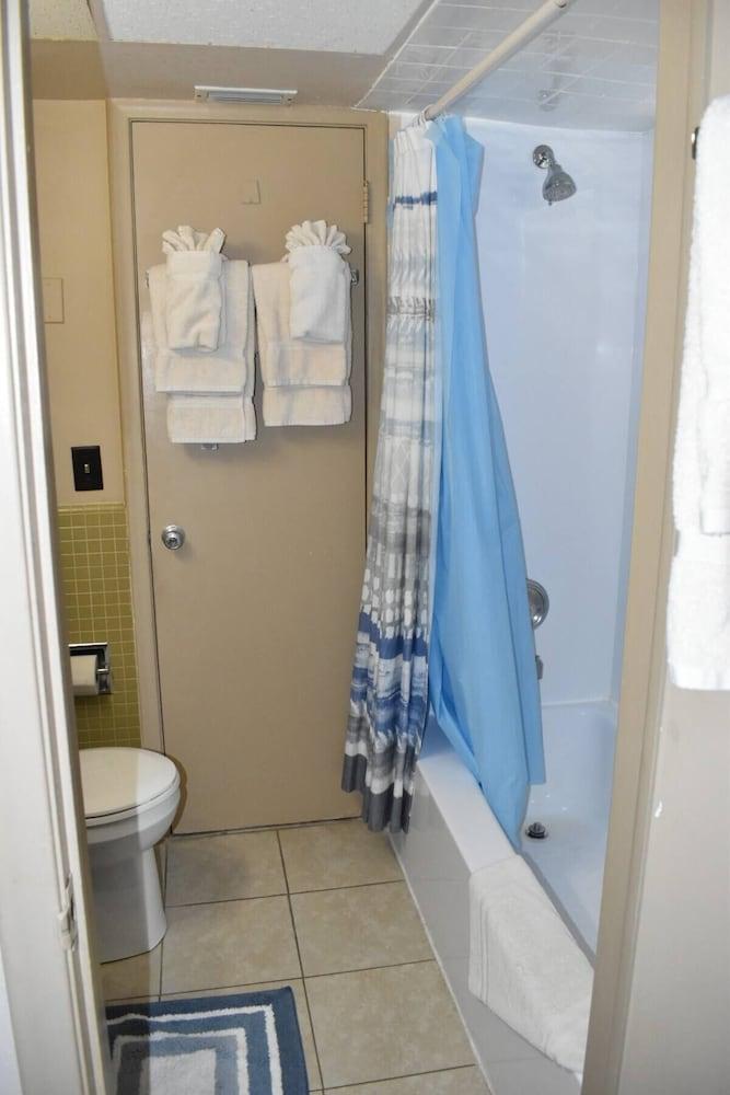 Oceans 735 photo 73