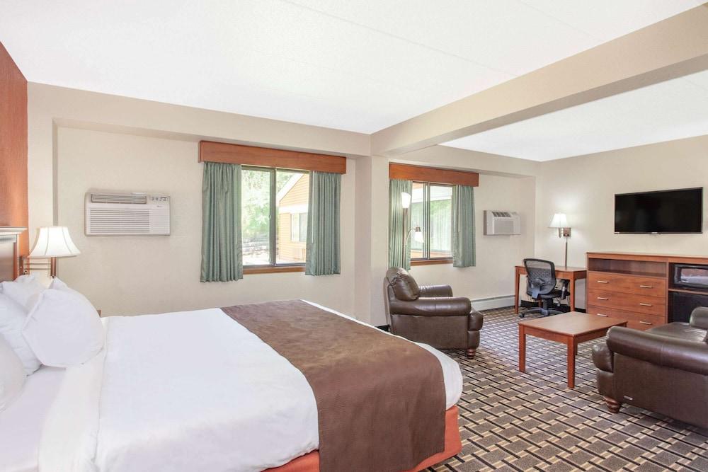AmericInn by Wyndham Cloquet photo 12