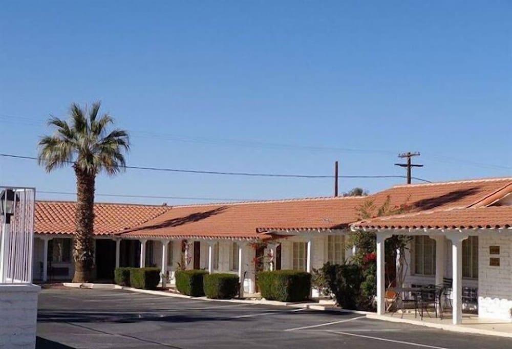 Historic Coronado Motor Hotel by OYO photo 1