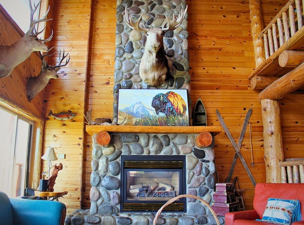 Anglers Lodge photo 2