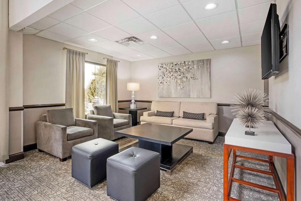 Best Western Suites photo 4