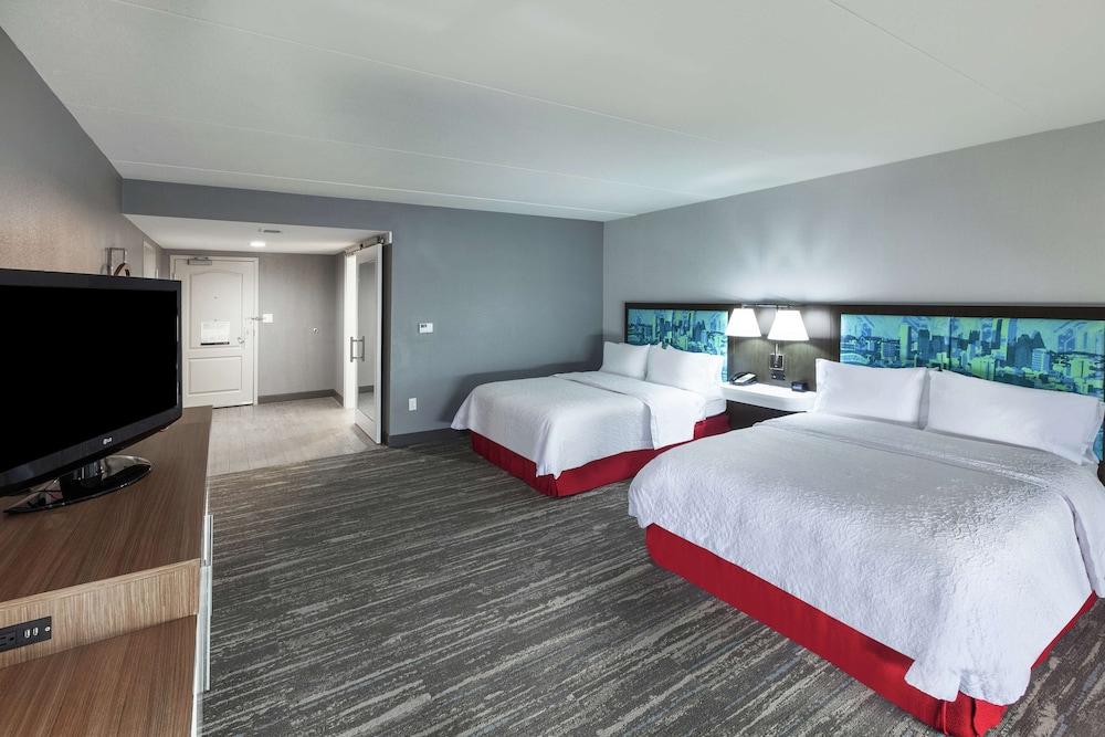 Hampton Inn & Suites Houston-Bush Intercontinental Aprt photo 4