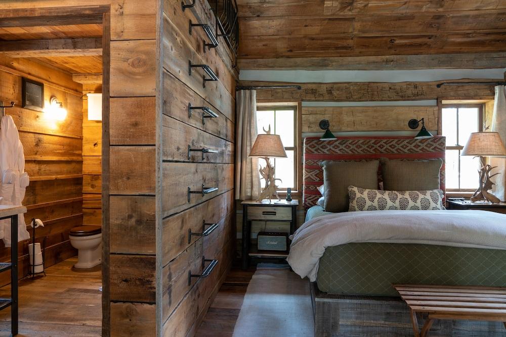 Eleven Taylor River Lodge photo 32