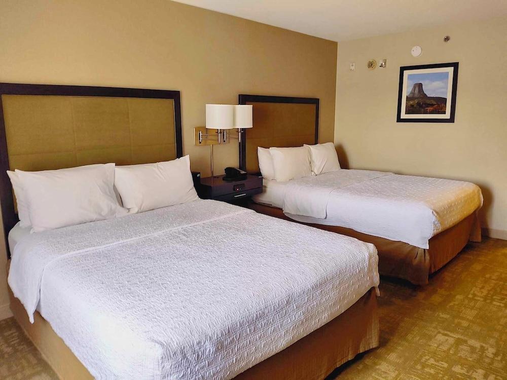 Summit Suites photo 5