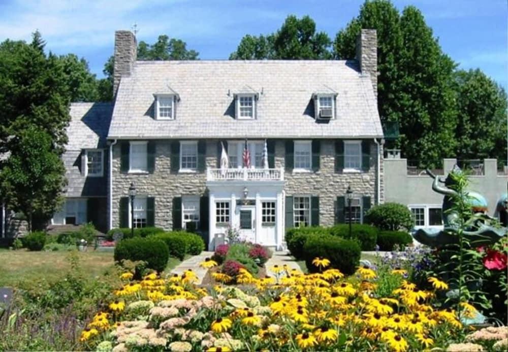 Bavarian Inn photo 2
