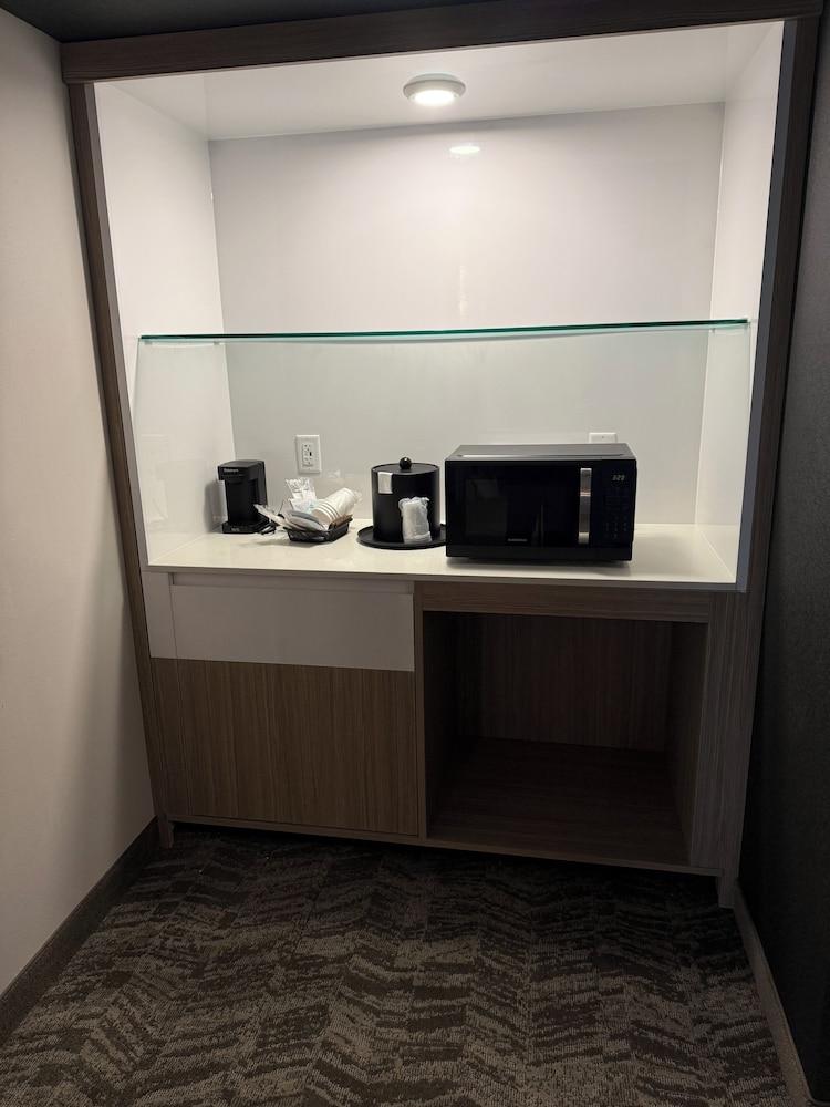 Springhill Suites By Marriott Fargo photo 11