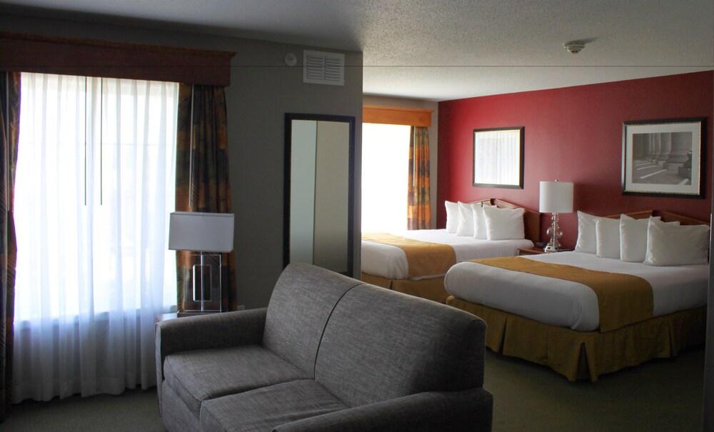 GrandStay Hotel & Suites photo 8