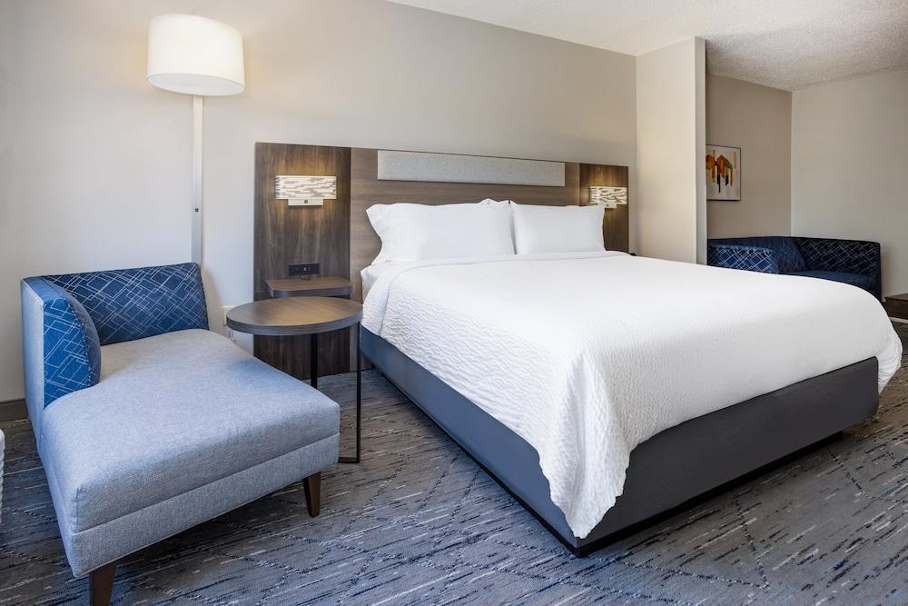 Holiday Inn Express Hotel & Suites New Tampa I-75 by IHG photo 64
