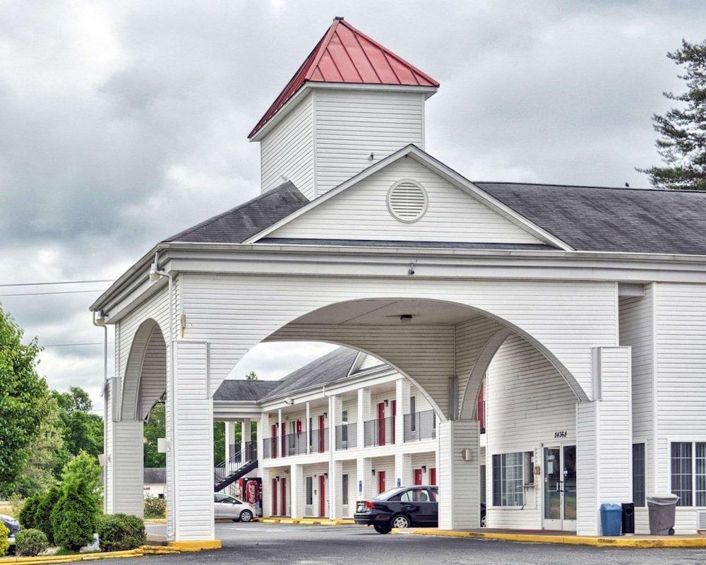 Econo Lodge Ruther Glen photo 20
