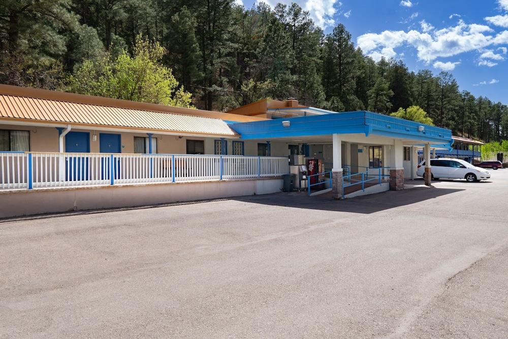 Budget Lodge Ruidoso photo 32