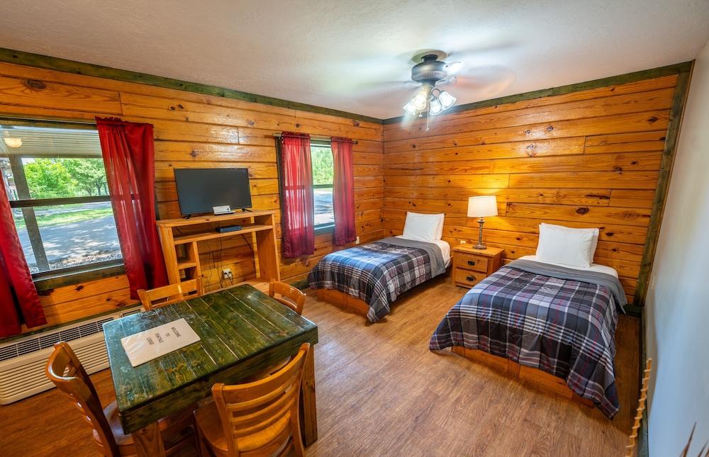 Fishtale Lodge photo 41