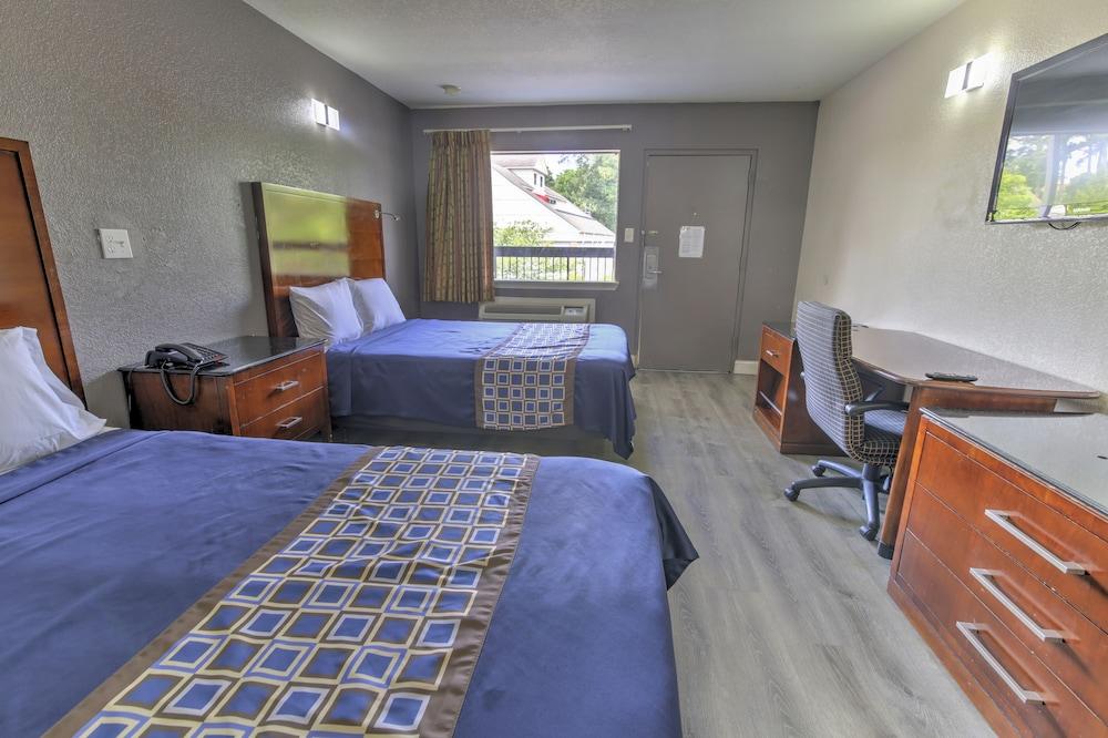 Budget Lodge photo 35
